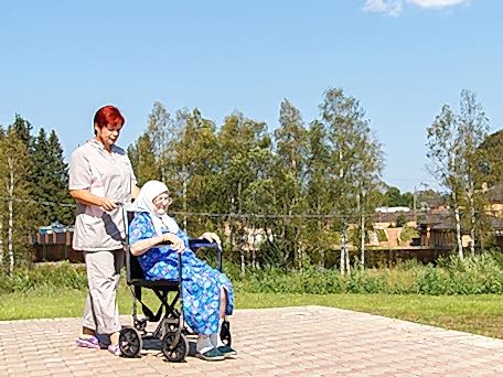 частный дом интернат для престарелых пожилых людей